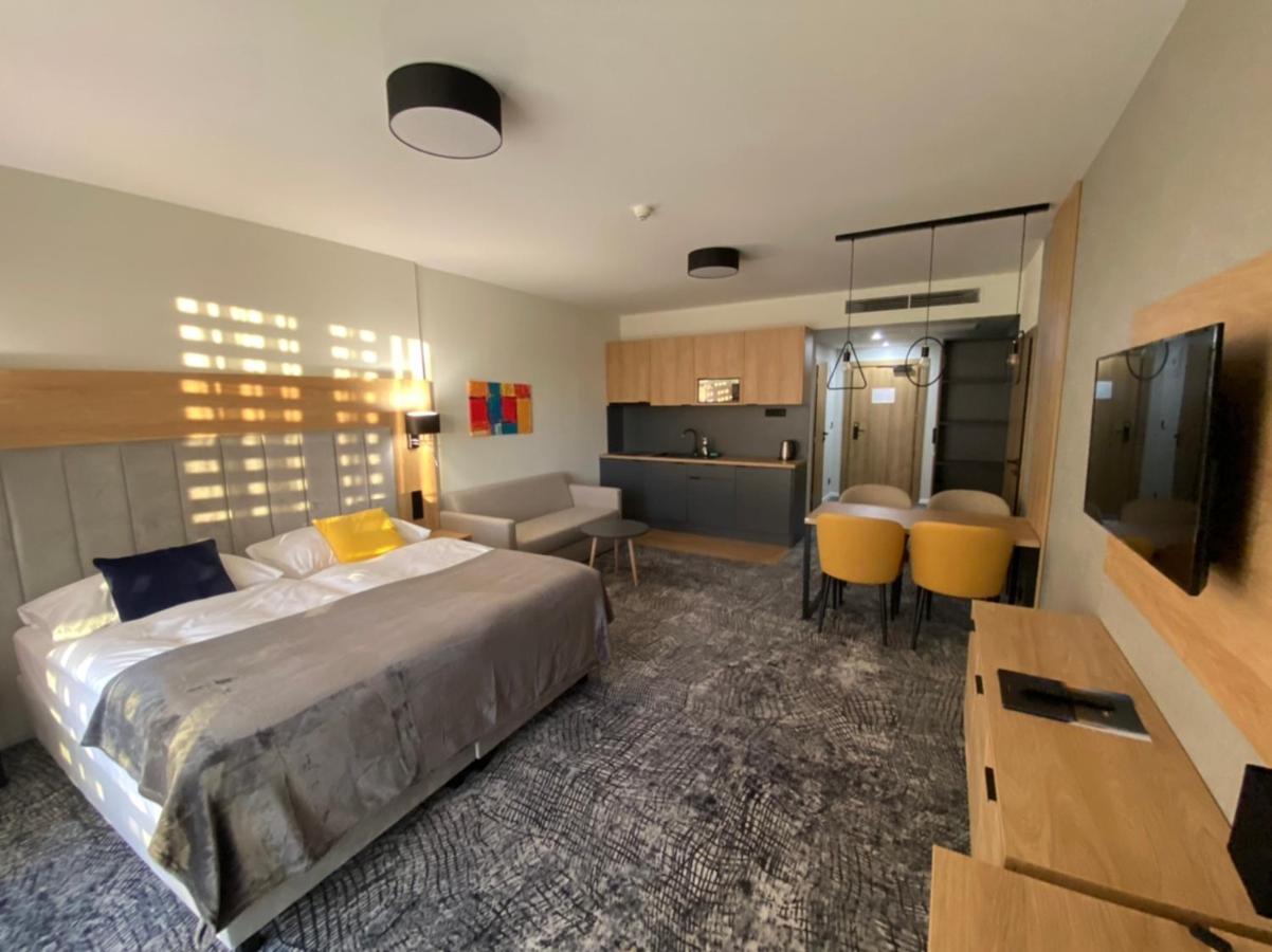 Apartment Family Besenova - Free Swimming Pool Екстериор снимка