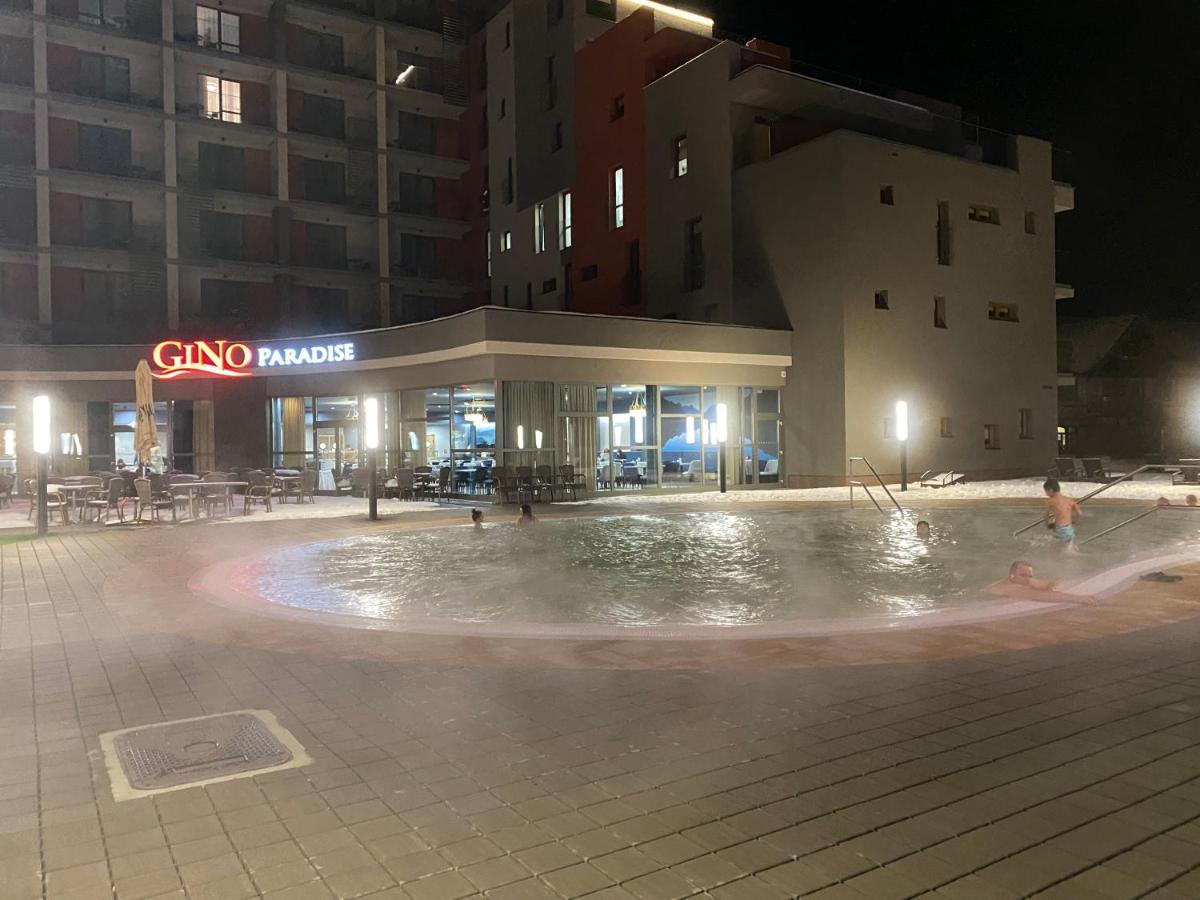 Apartment Family Besenova - Free Swimming Pool Екстериор снимка